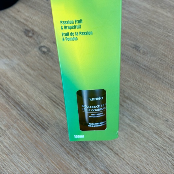 Miniso Reed Diffuser Home Fragrance - Picture 3 of 8